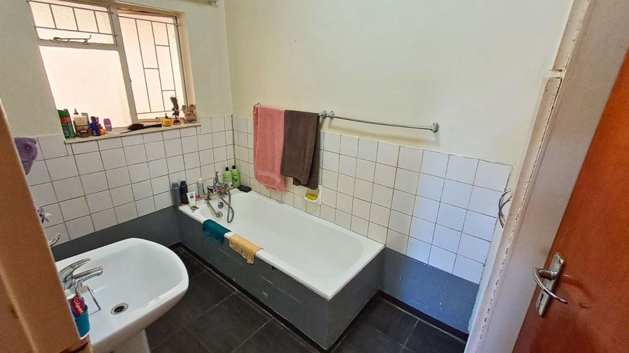 3 Bedroom Property for Sale in Belmont Park Western Cape